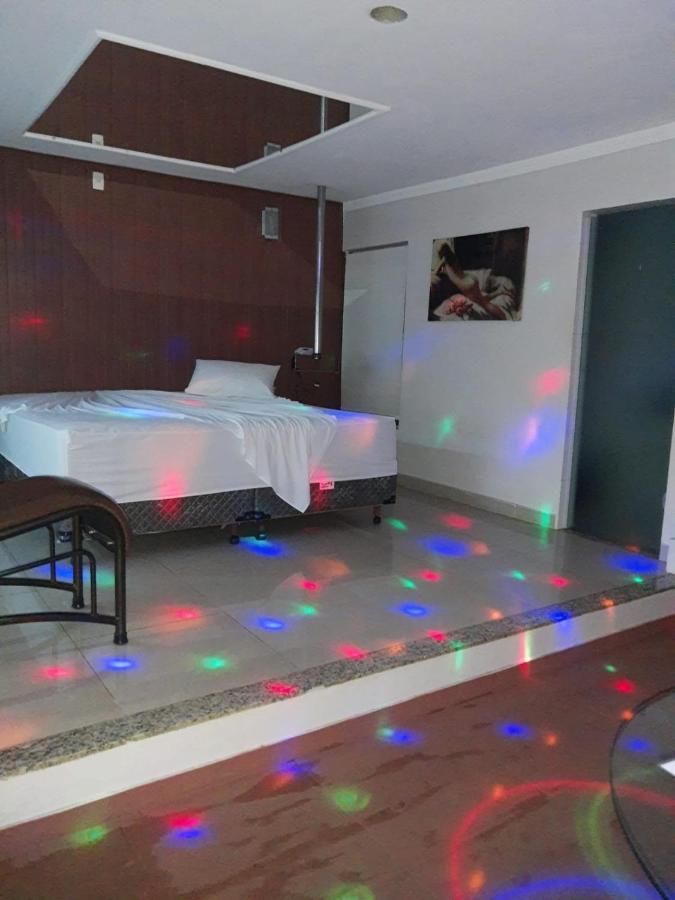 Medieval Motel E Hospedagem (Adults Only) Ribeirão Preto Εξωτερικό φωτογραφία