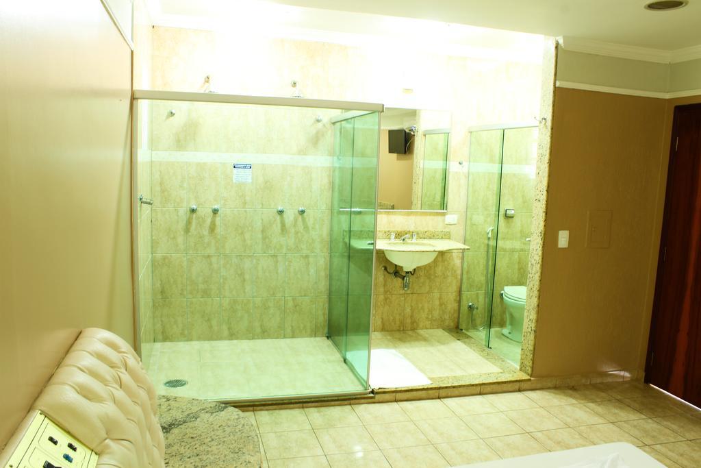 Medieval Motel E Hospedagem (Adults Only) Ribeirão Preto Δωμάτιο φωτογραφία