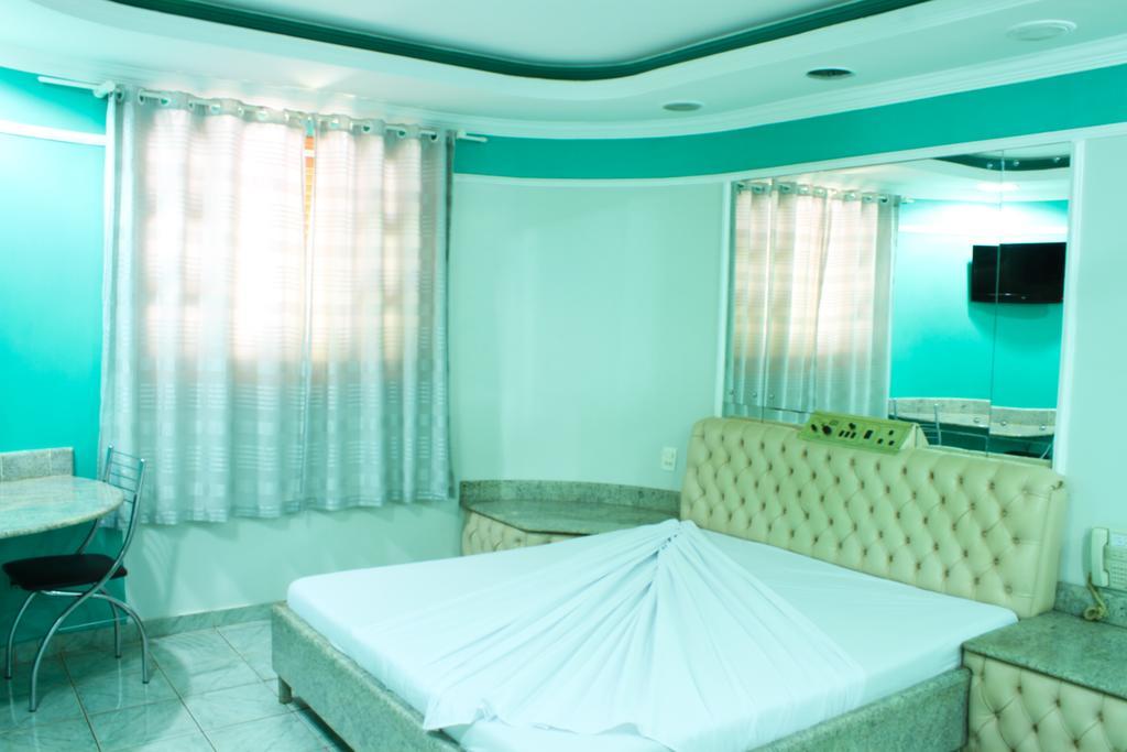 Medieval Motel E Hospedagem (Adults Only) Ribeirão Preto Δωμάτιο φωτογραφία